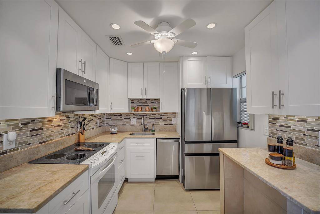 Hallandale Beach, FL 33009,700 Layne Blvd #301