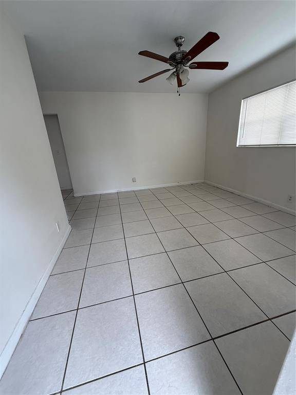 Dania Beach, FL 33004,241 SE PARK ST #1