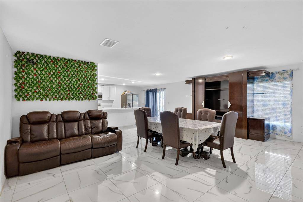 Fort Pierce, FL 34951,7490 Penny Ln