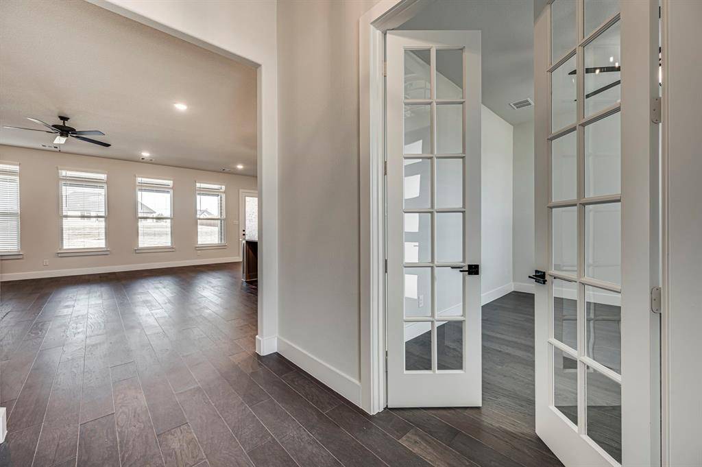 Midlothian, TX 76065,4021 Lagos Drive