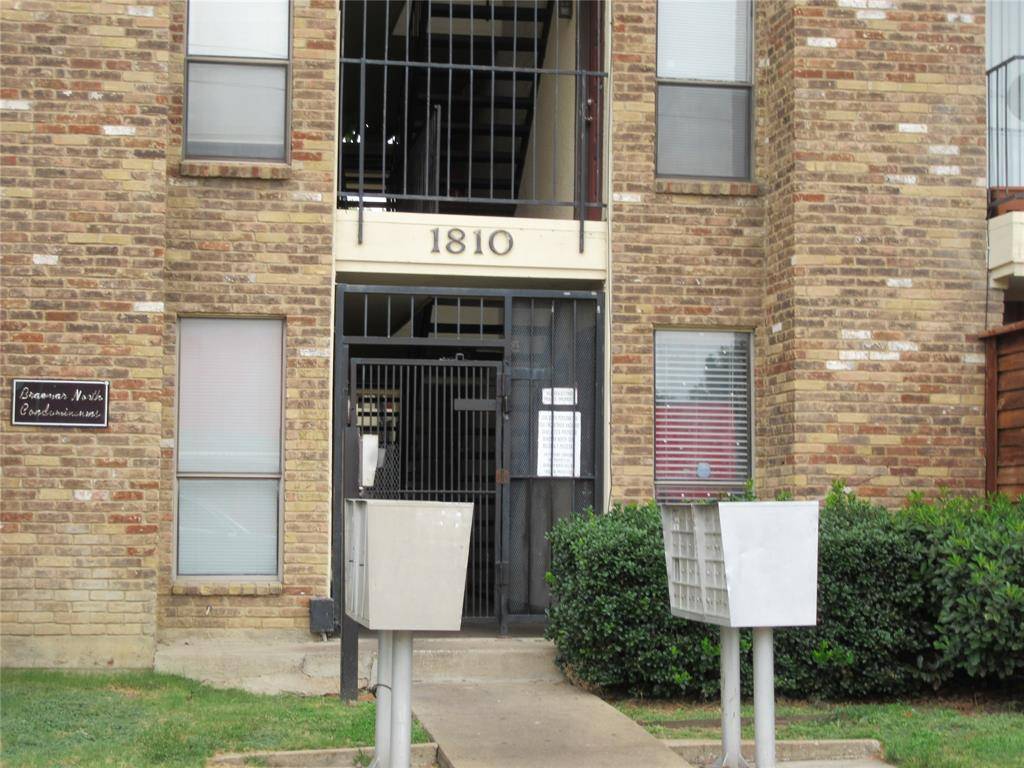 Dallas, TX 75206,1810 N Garrett Avenue #106
