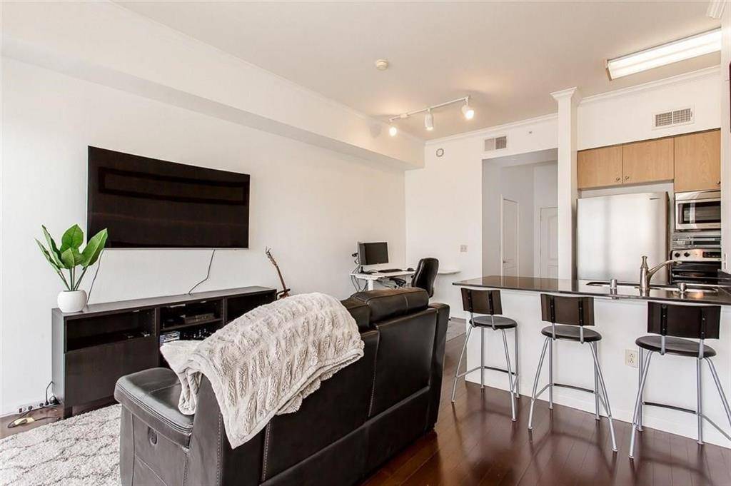 Dallas, TX 75219,3225 Turtle Creek Boulevard #1140