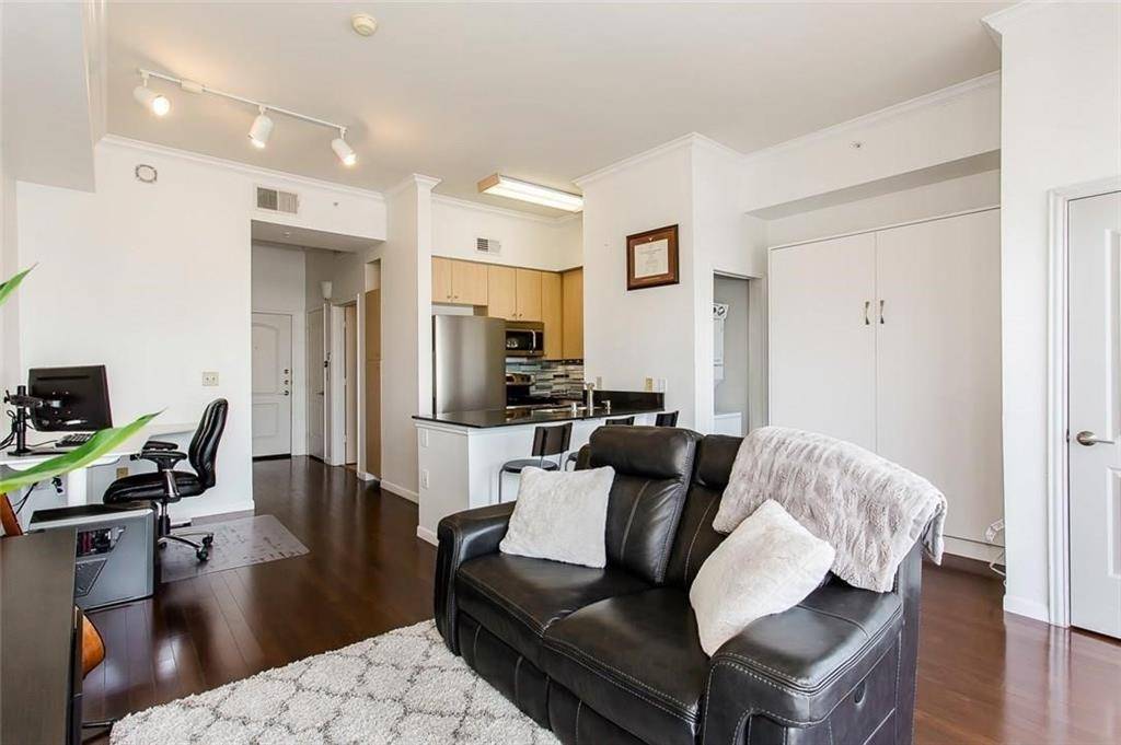 Dallas, TX 75219,3225 Turtle Creek Boulevard #1140