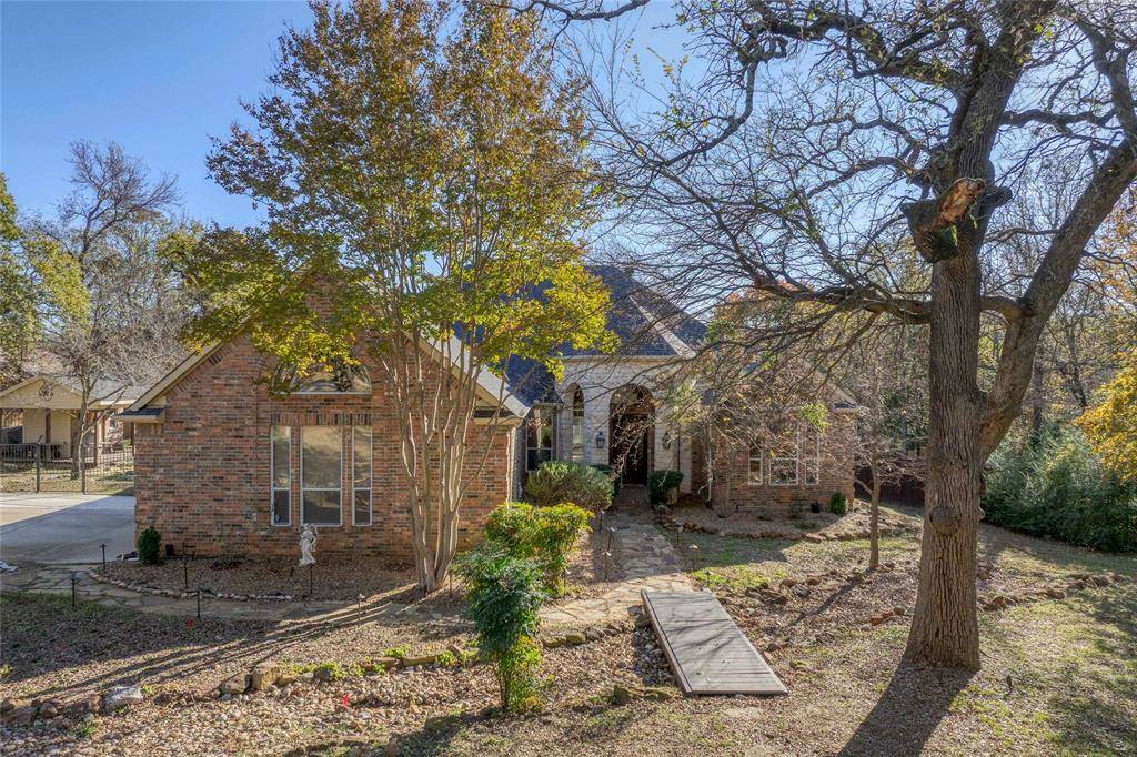 Cross Roads, TX 76227,1071 E Oak Shores Drive