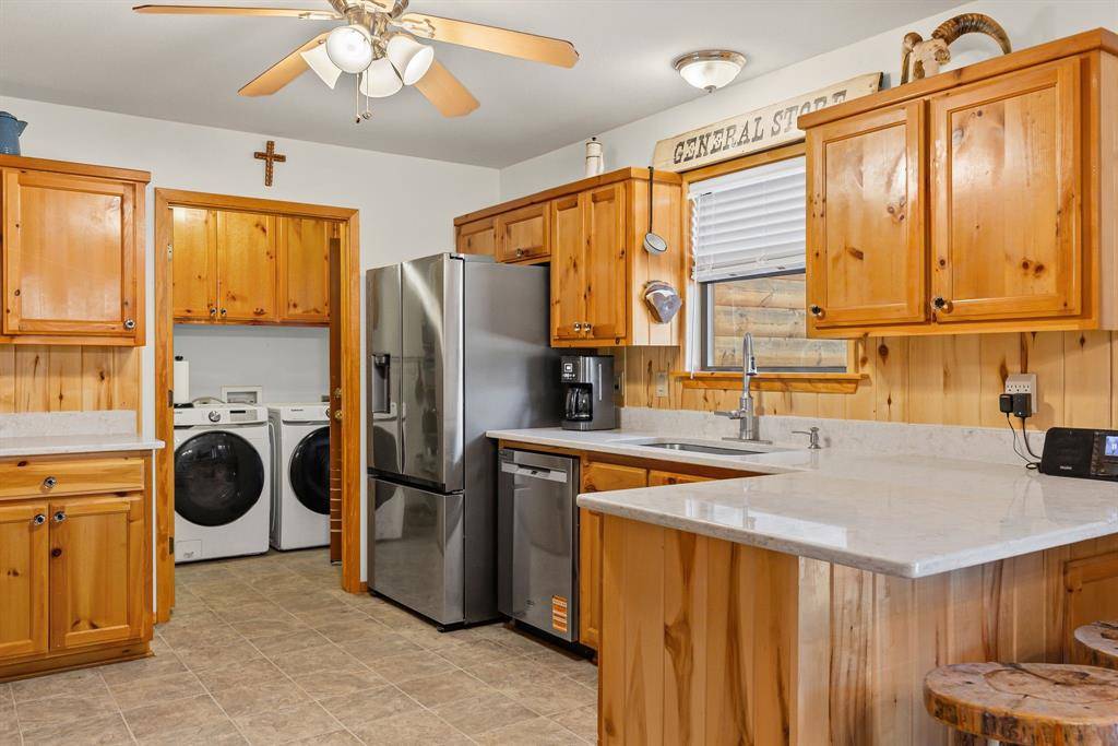 Commerce, TX 75428,3879 County Road 4220