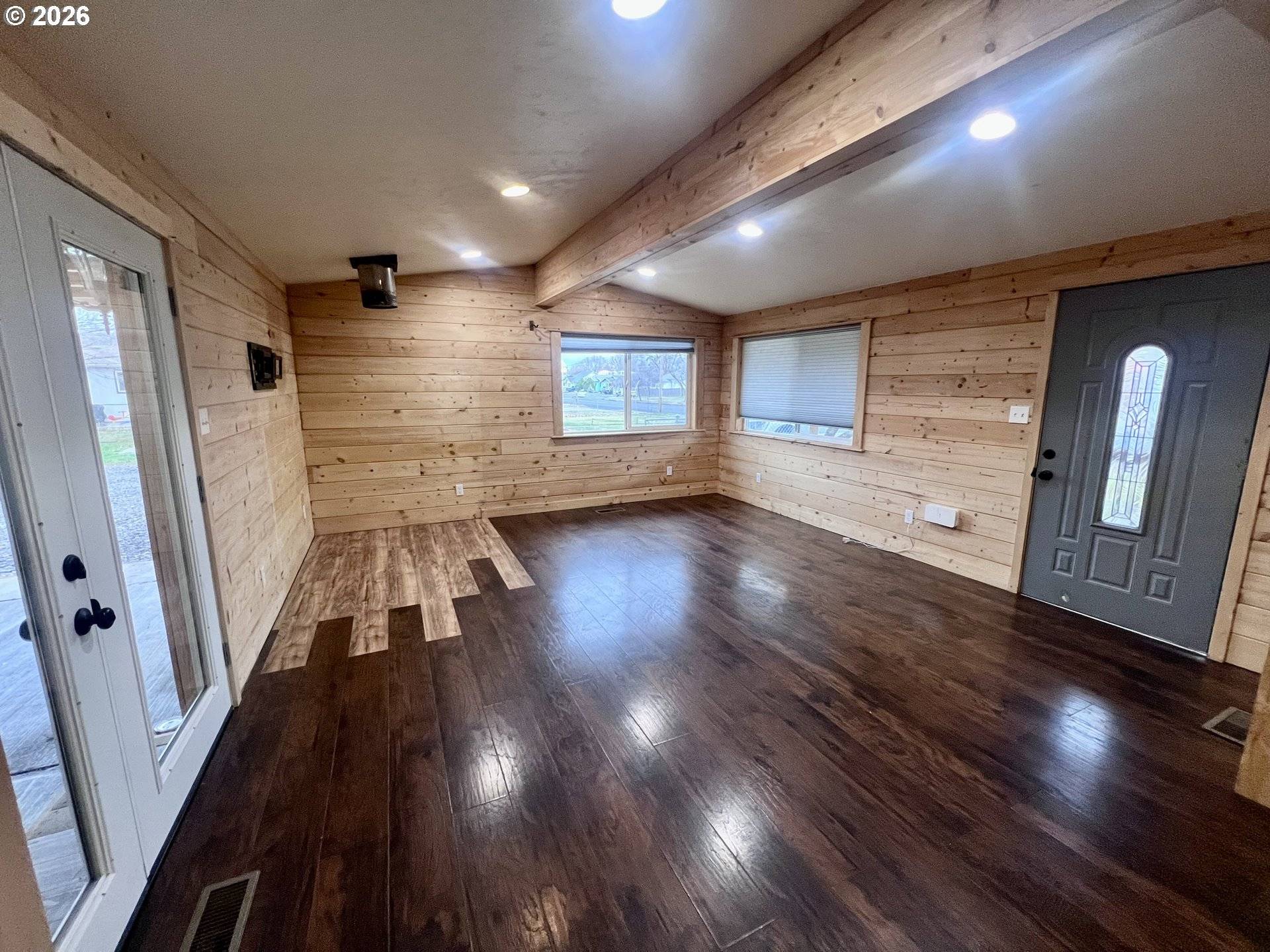 La Grande, OR 97850,1205 Y AVE