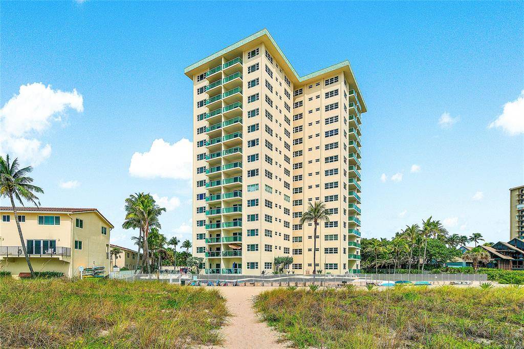 Lauderdale By The Sea, FL 33308,6000 N Ocean Blvd #4F