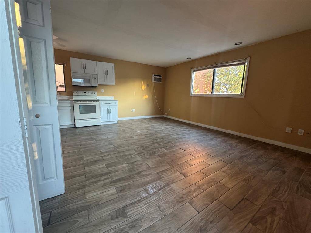 Hollywood, FL 33020,2131 LINCOLN ST #A