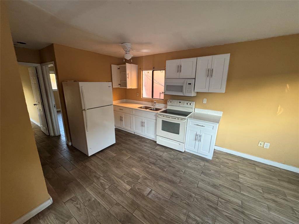 Hollywood, FL 33020,2131 LINCOLN ST #A