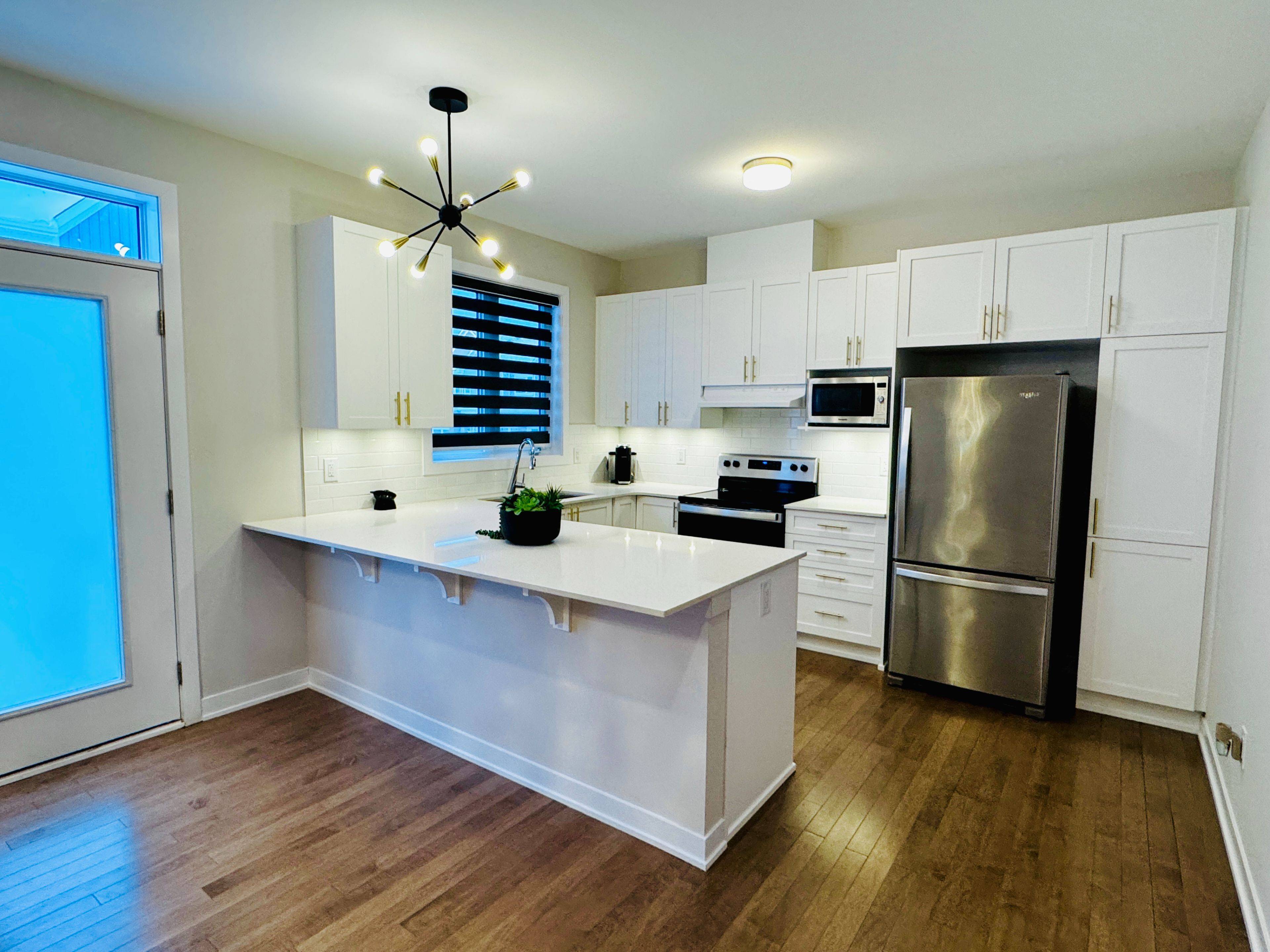 Barrhaven, ON K2J 6X7,431 Epoch ST