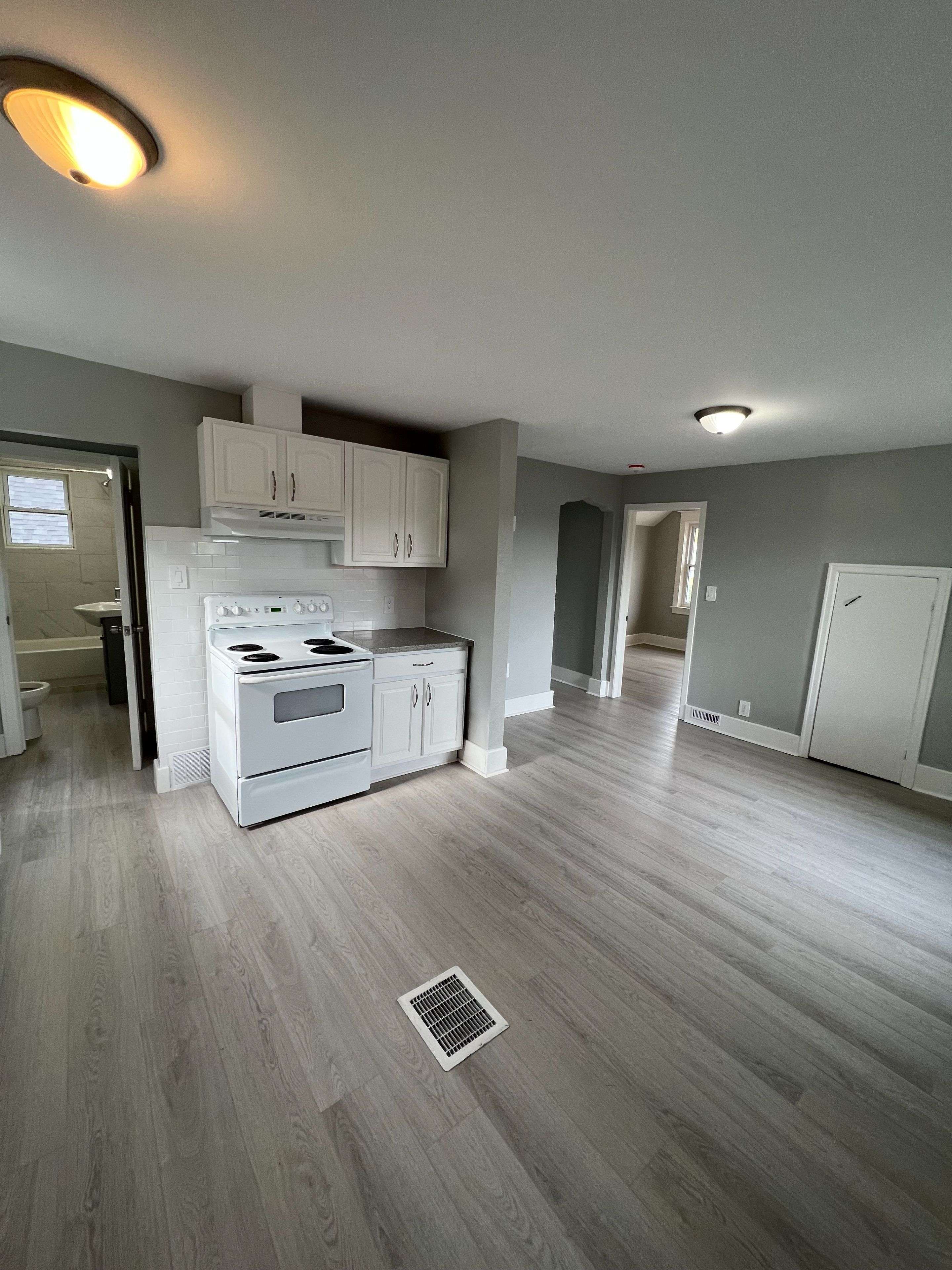 London East, ON N5Z 2H8,69 Price ST #UPPER
