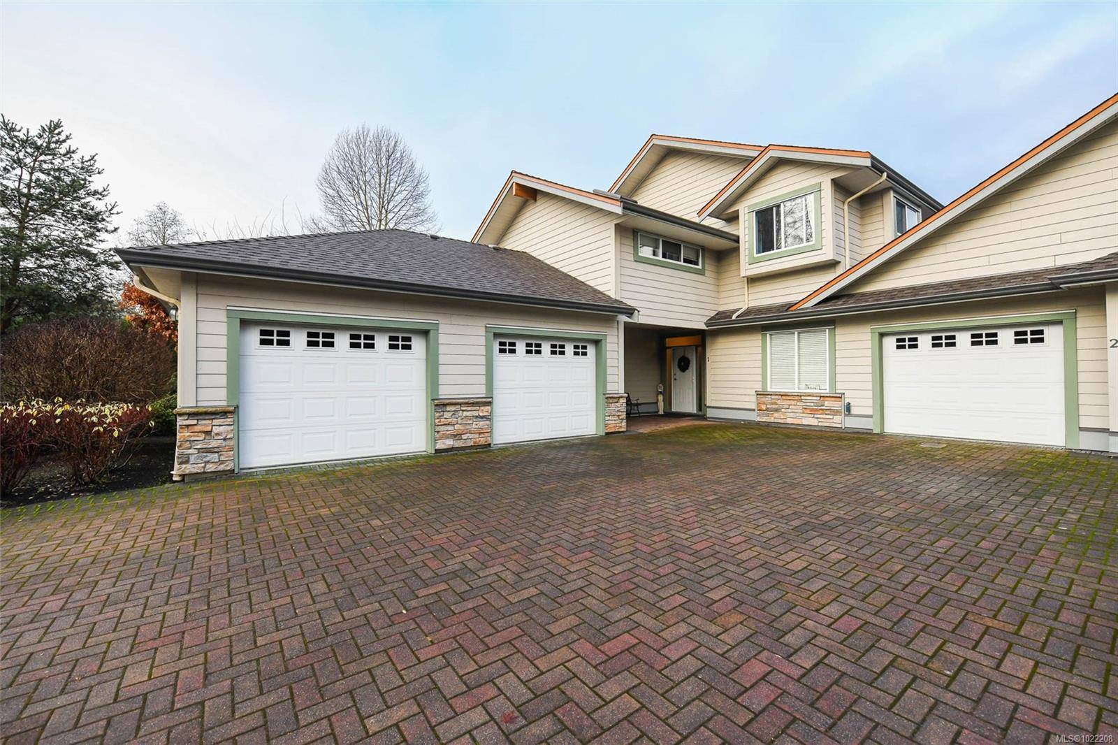 Courtenay, BC V9N 8X1,199 31st St #1