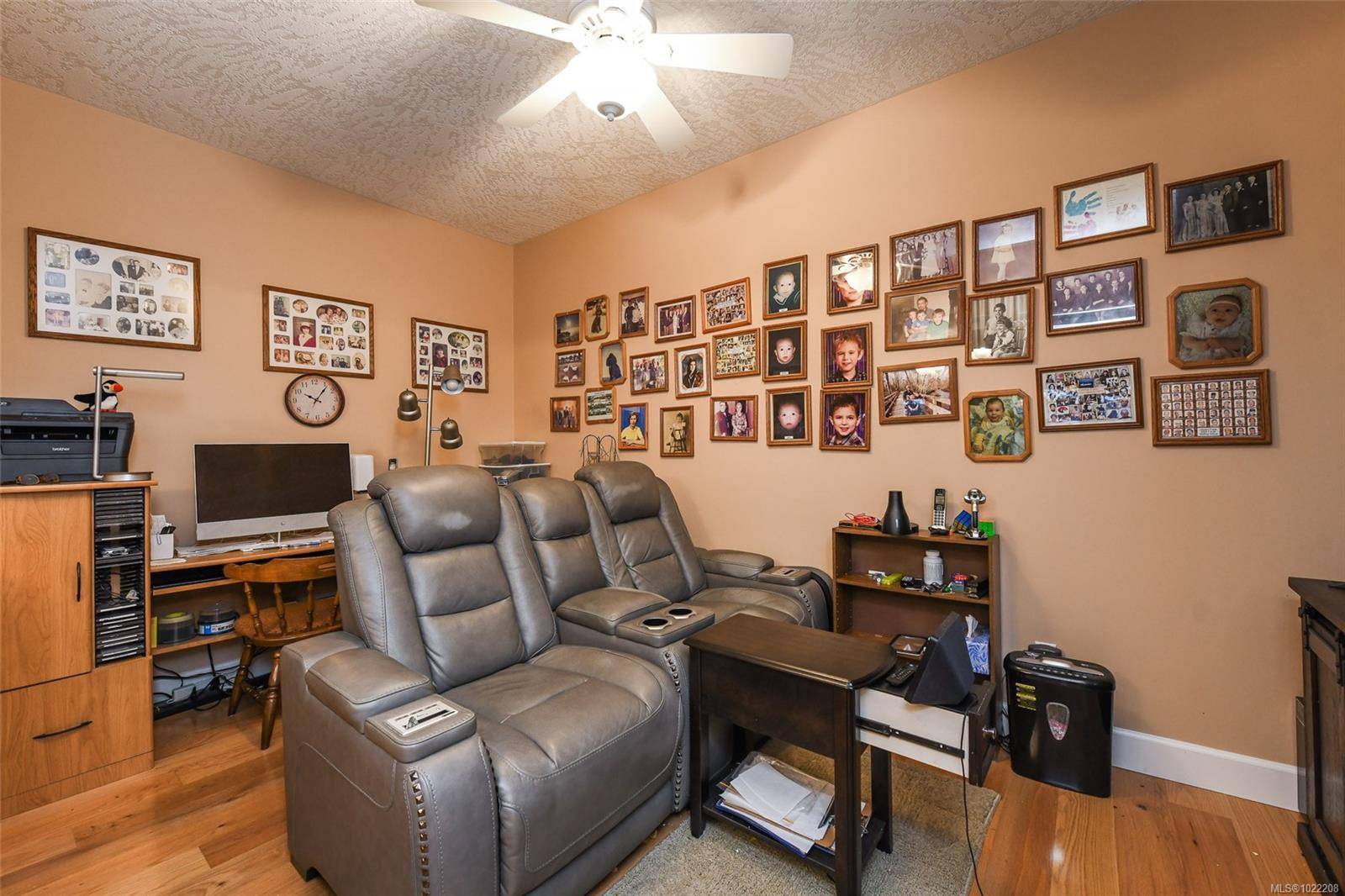 Courtenay, BC V9N 8X1,199 31st St #1