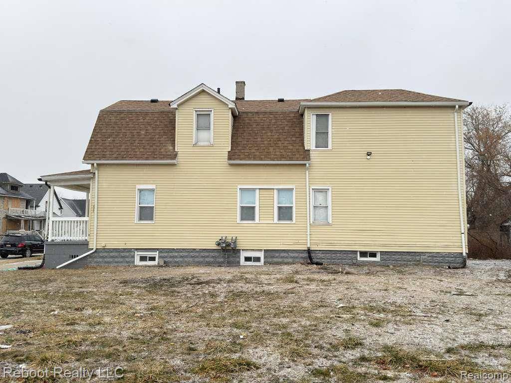 Detroit, MI 48210,6022 Hazlett ST