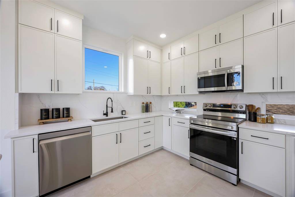 Dallas, TX 75215,2302 Anderson Street