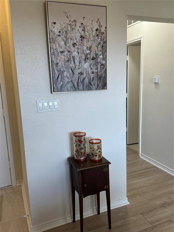 Dallas, TX 75243,8600 Coppertowne Lane #1403