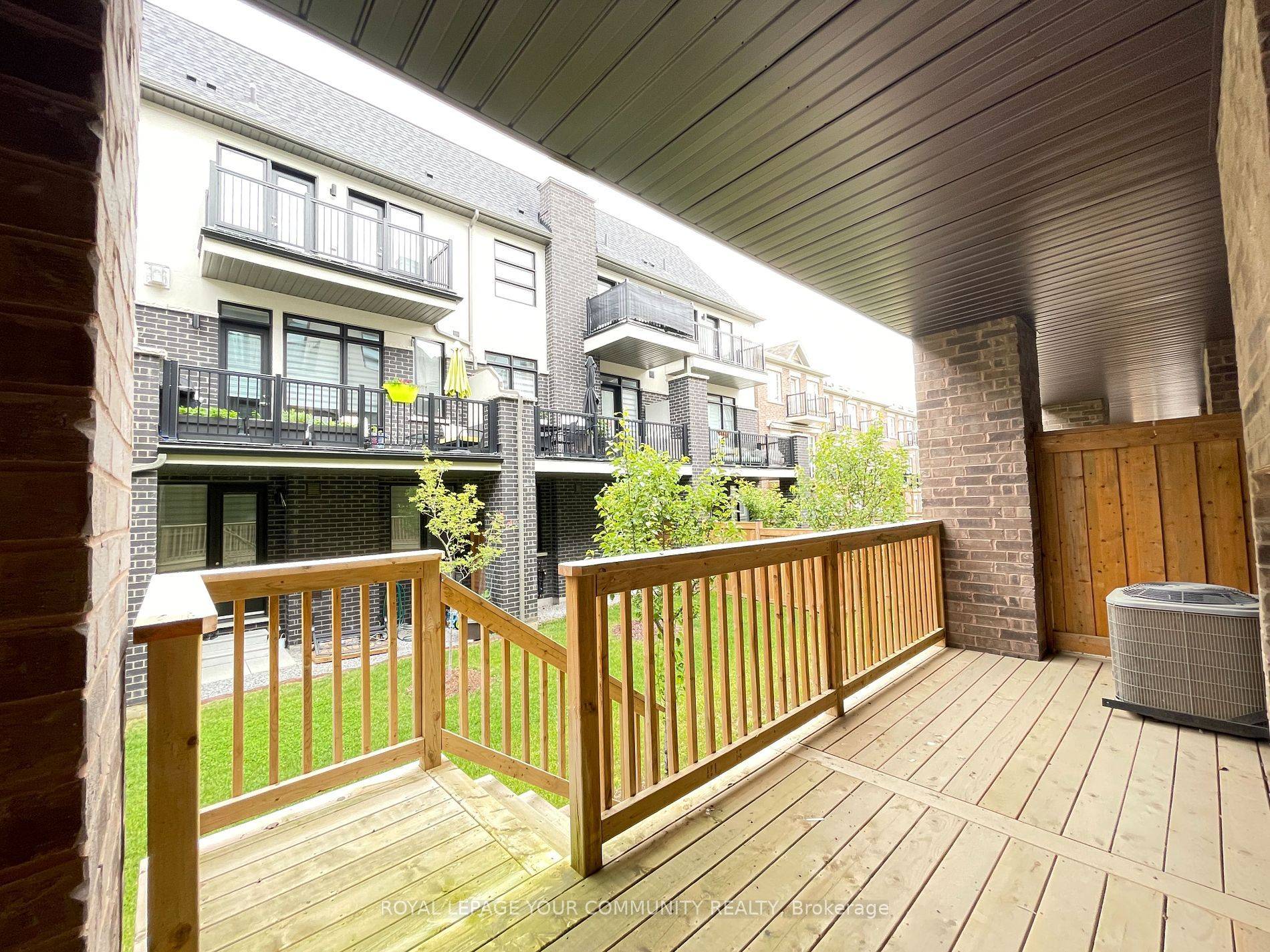 Richmond Hill, ON L4E 1H4,26 Banshee LN