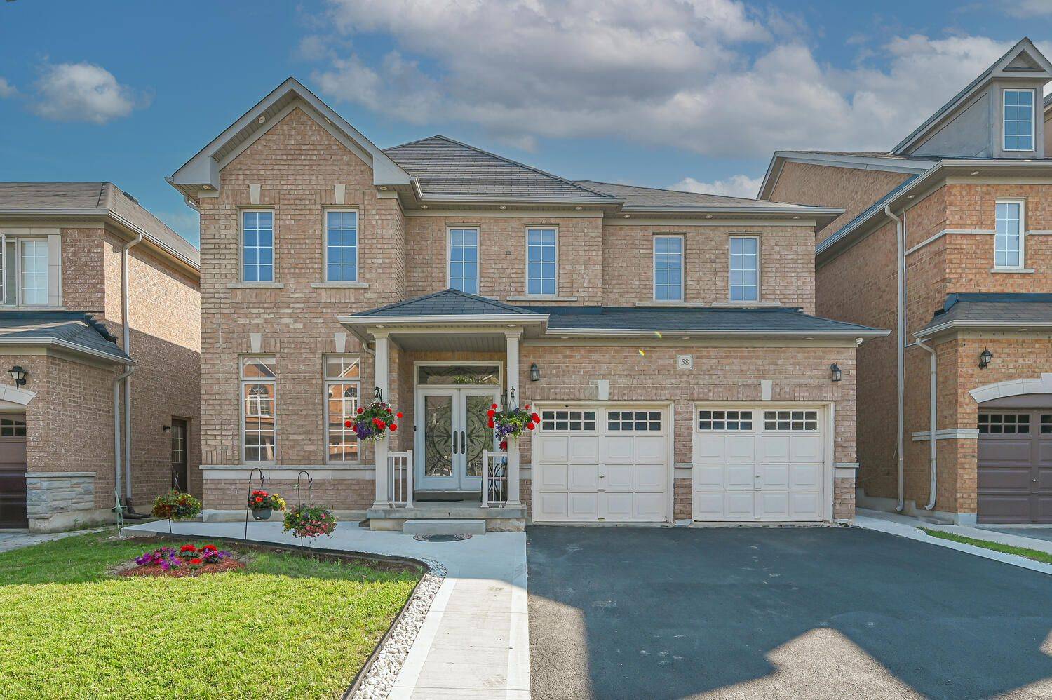 Brampton, ON L6R 0V6,58 Gamson CRES