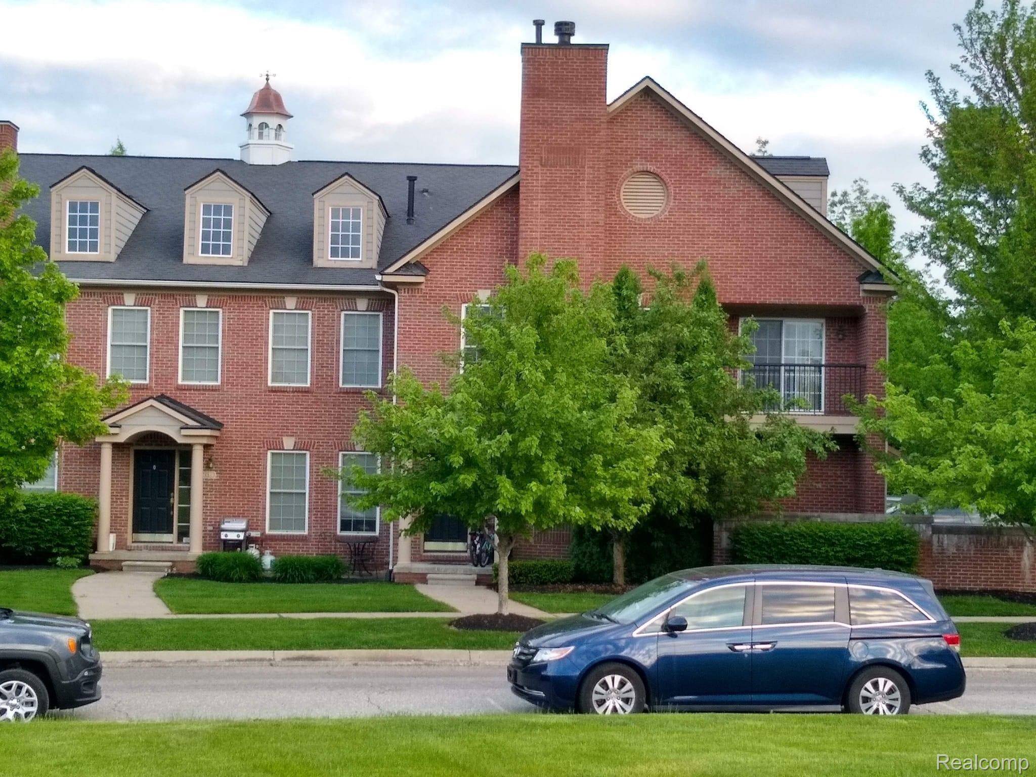 Canton, MI 48188,287 S VILLAGE WAY