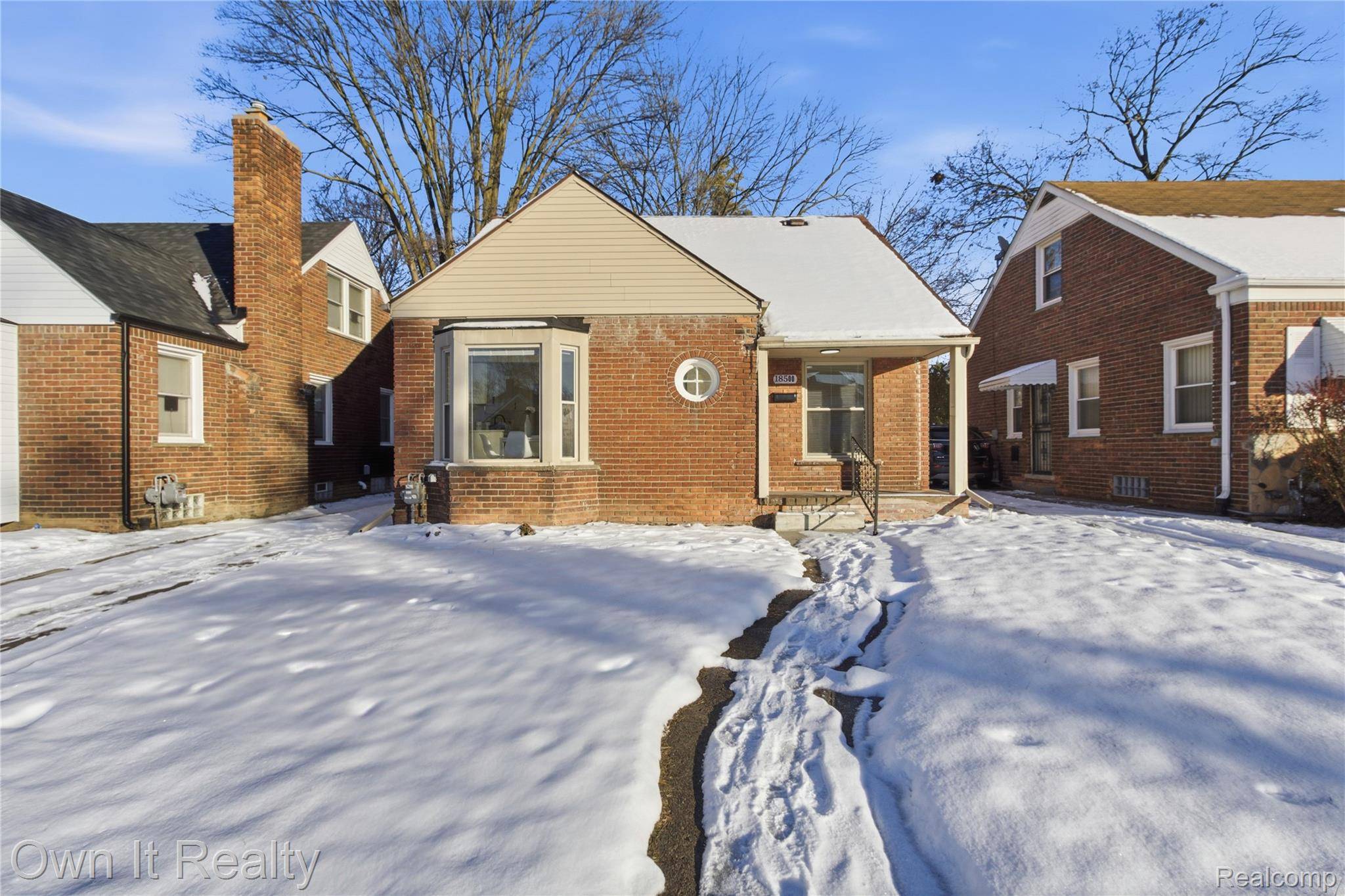 Detroit, MI 48235,18500 Biltmore ST