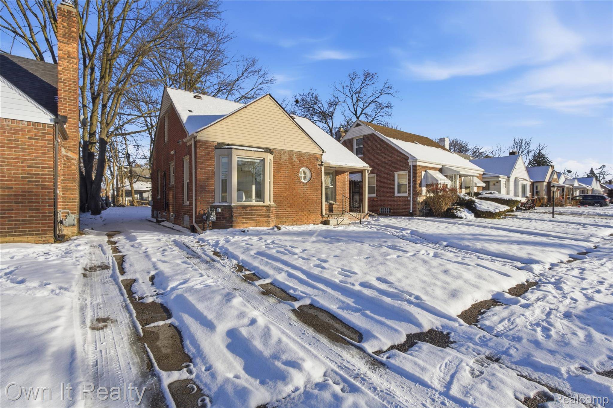 Detroit, MI 48235,18500 Biltmore ST