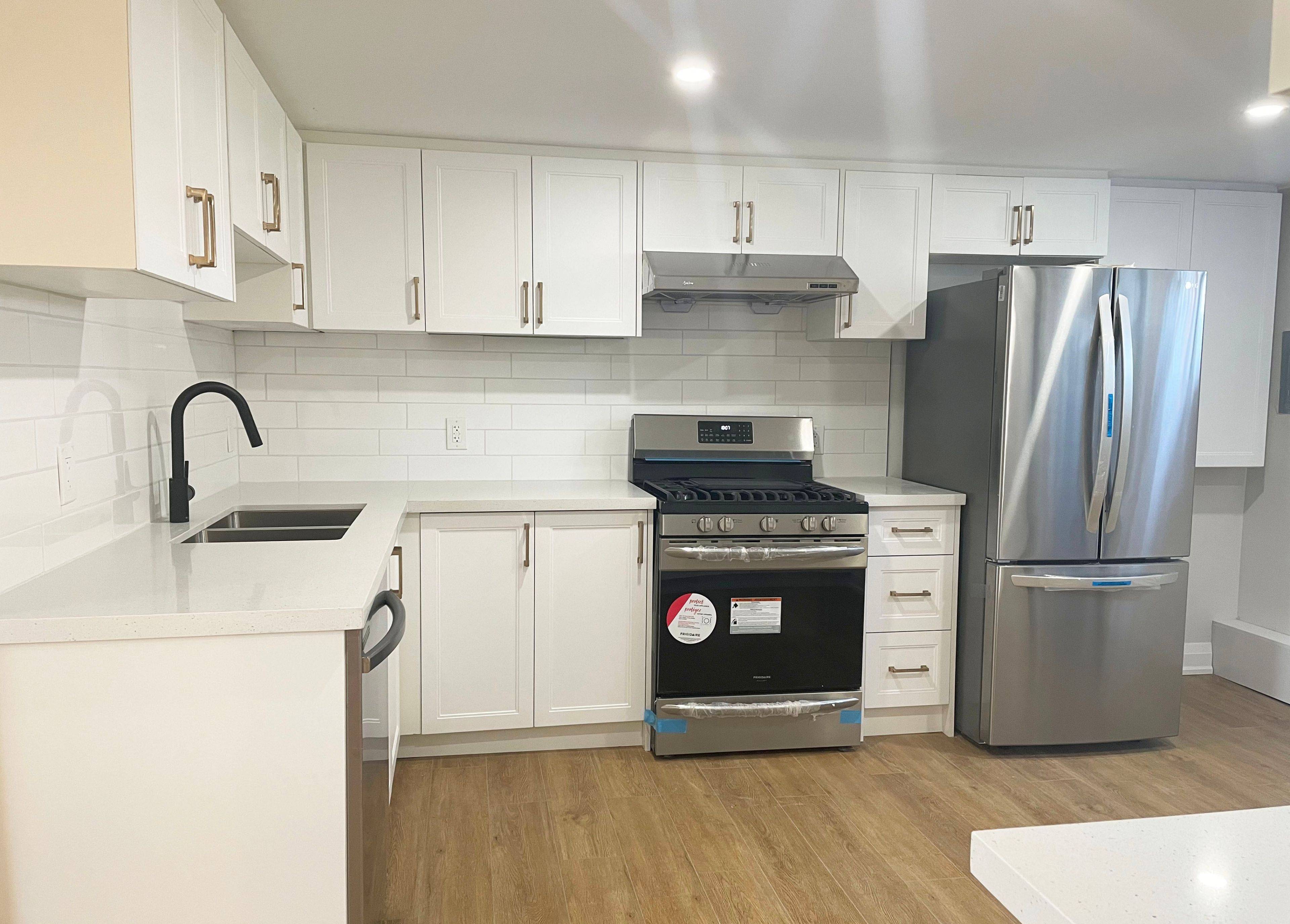 Oshawa, ON L1H 6K5,533 Carman CT #Lower