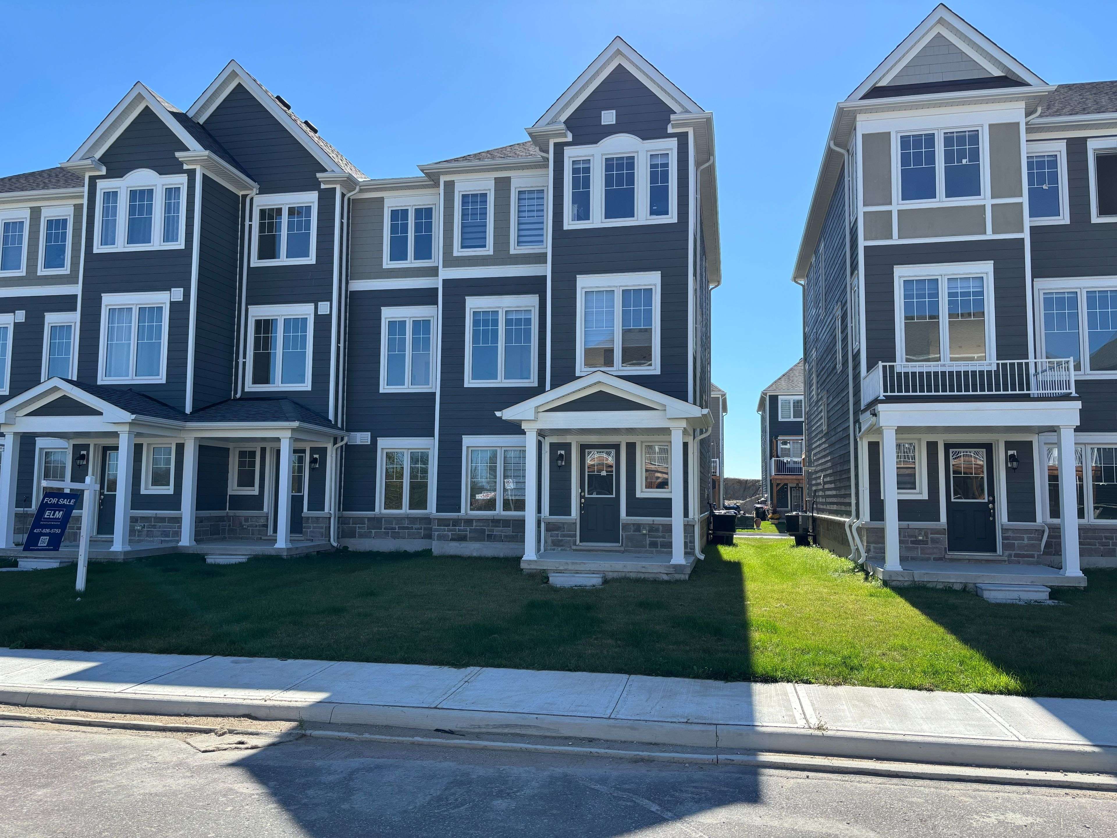 Wasaga Beach, ON L9Z 0G3,103 Surf DR