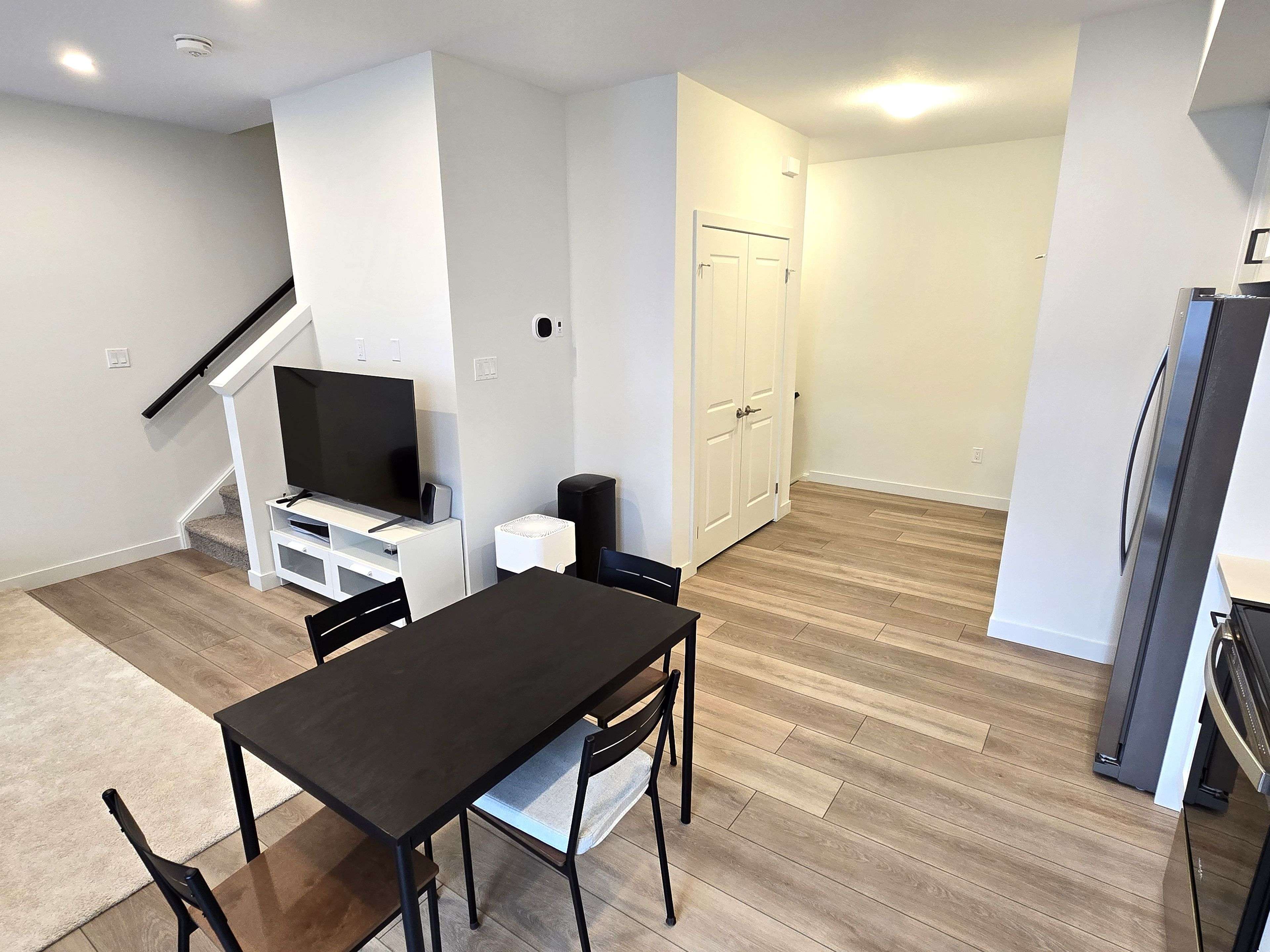 Cambridge, ON N1P 0B6,405 Myers RD #126