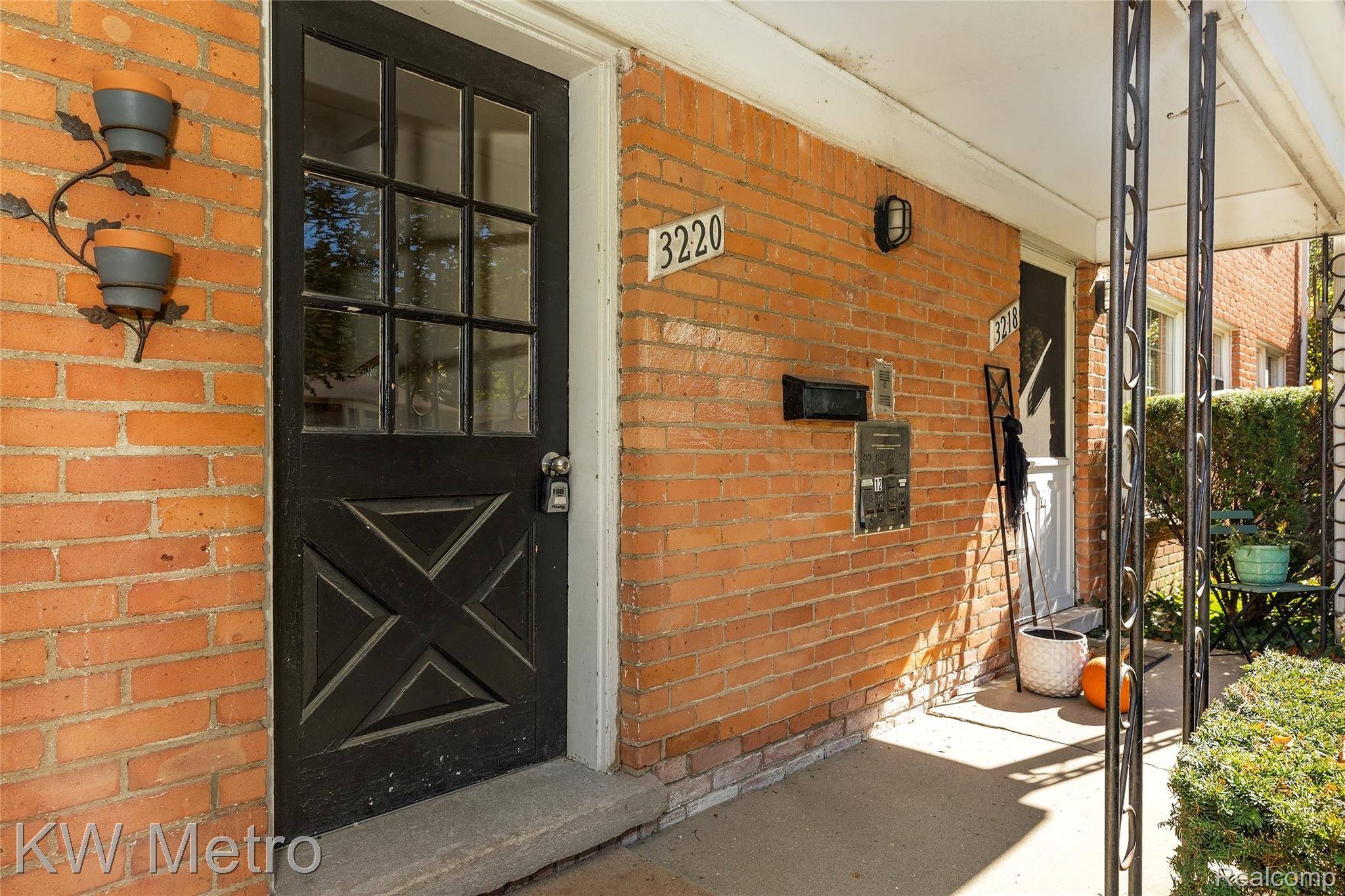 Royal Oak, MI 48073,3220 Shenandoah DR #12