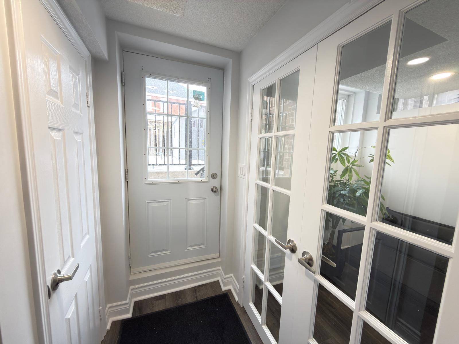 Ajax, ON L1T 4N5,25 Freer CRES