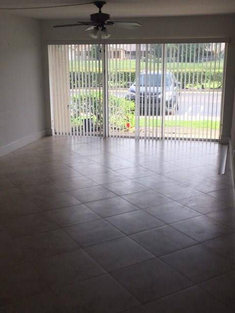 Coral Springs, FL 33067,8761 Wiles Rd #103