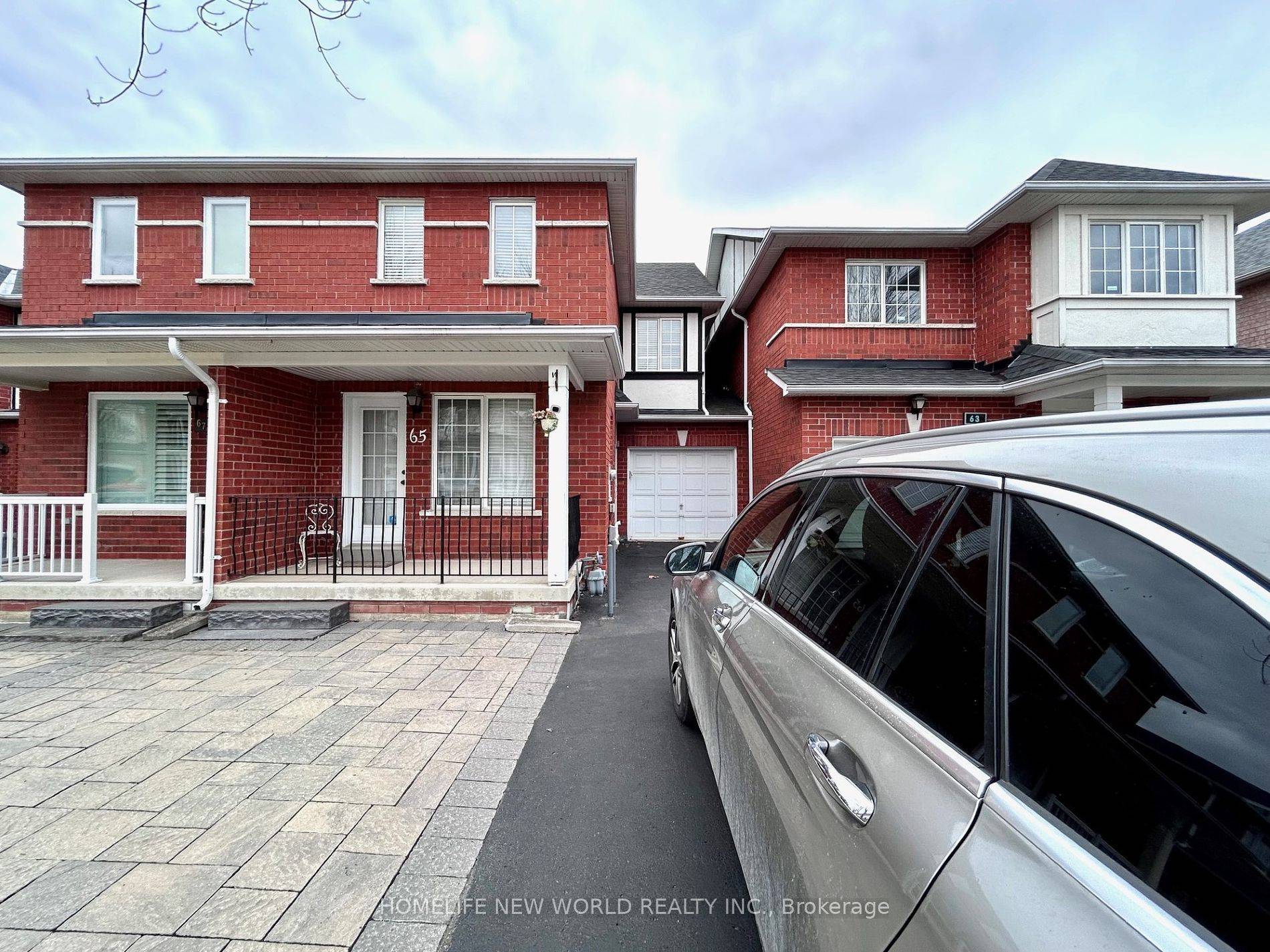 Markham, ON L6C 2X4,65 Warren Bradley ST