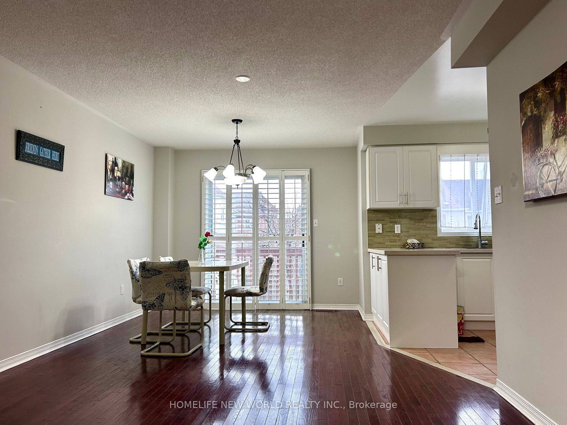 Markham, ON L6C 2X4,65 Warren Bradley ST