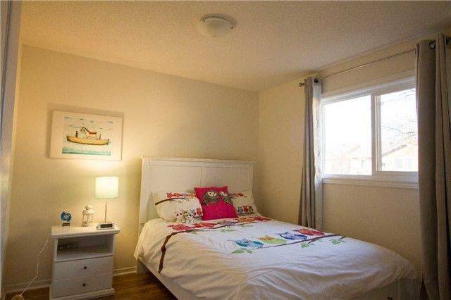 Oakville, ON L6H 3V2,235 River Oaks BLVD W