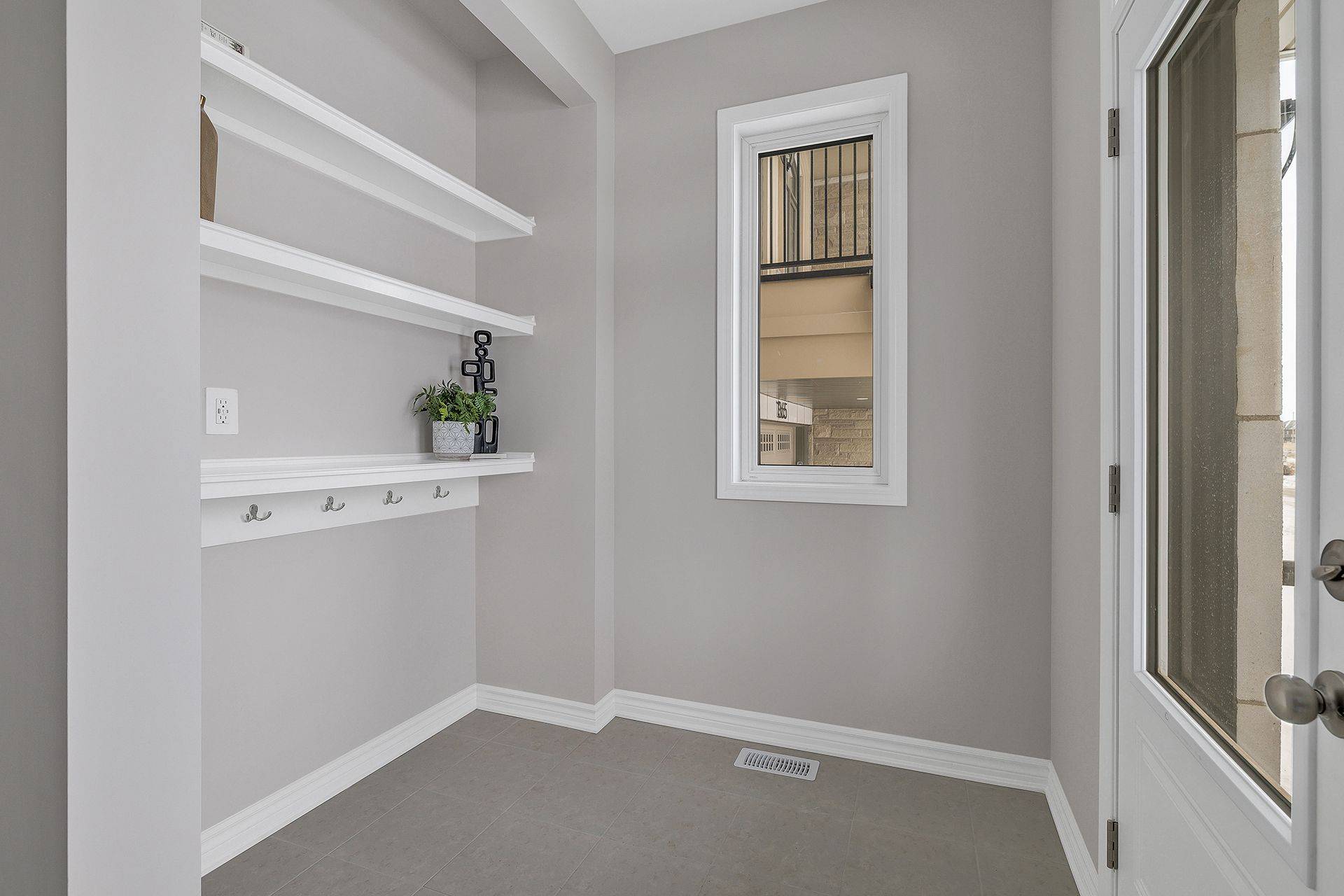 Milton, ON L9T 7E9,1361 Whitlock AVE