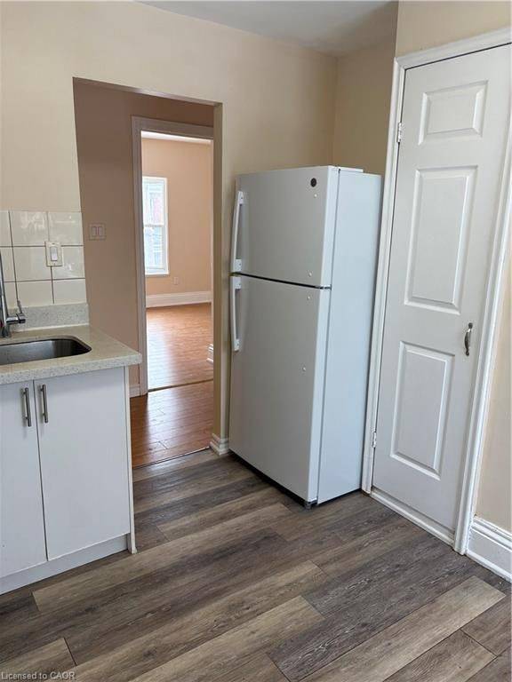 Hamilton, ON L8L 5Z1,95 Sanford AVE N