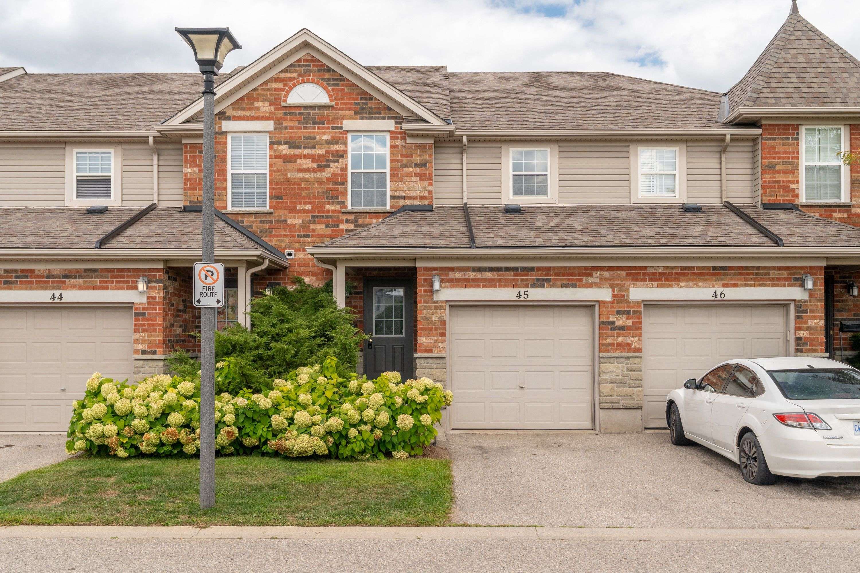 Guelph, ON N1G 5K6,124 Gosling GDNS #45