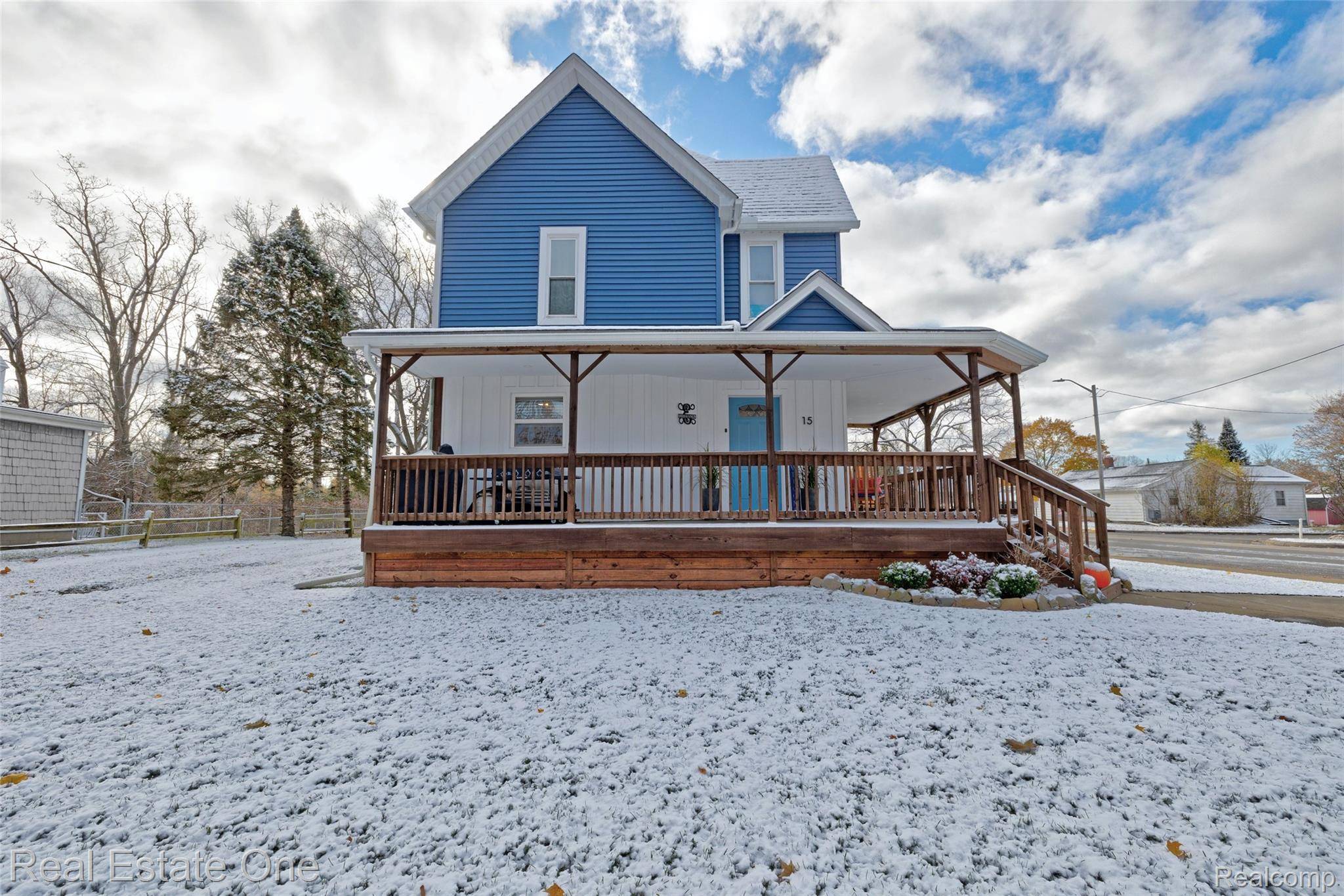 Ortonville, MI 48462,15 S Church ST