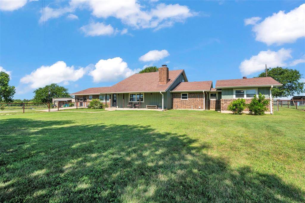 Moody, TX 76557,18481 Elm Creek Road