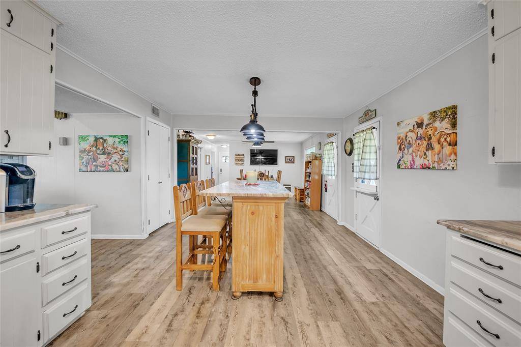 Moody, TX 76557,18481 Elm Creek Road