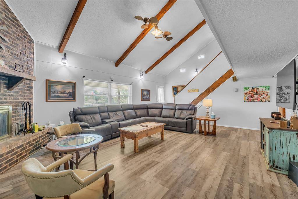 Moody, TX 76557,18481 Elm Creek Road