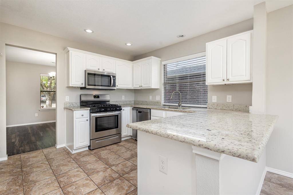 Grand Prairie, TX 75052,2871 Park Place Drive