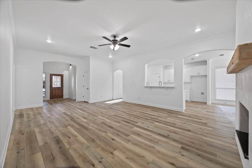 Burleson, TX 76028,313 Nutmeg