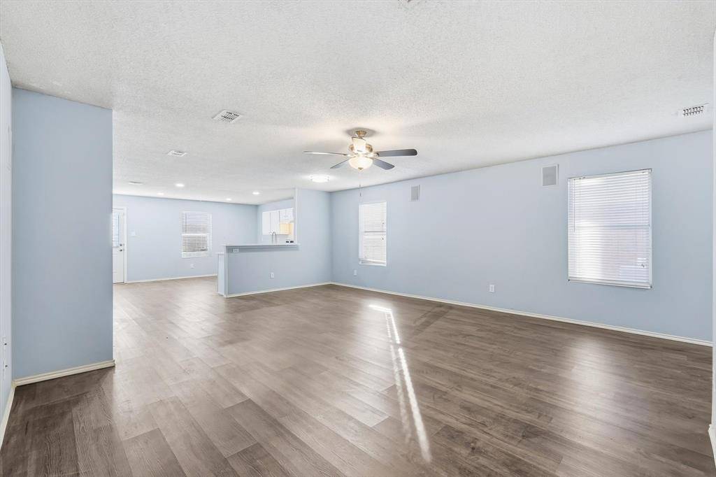 Denton, TX 76210,8405 Seven Oaks Lane