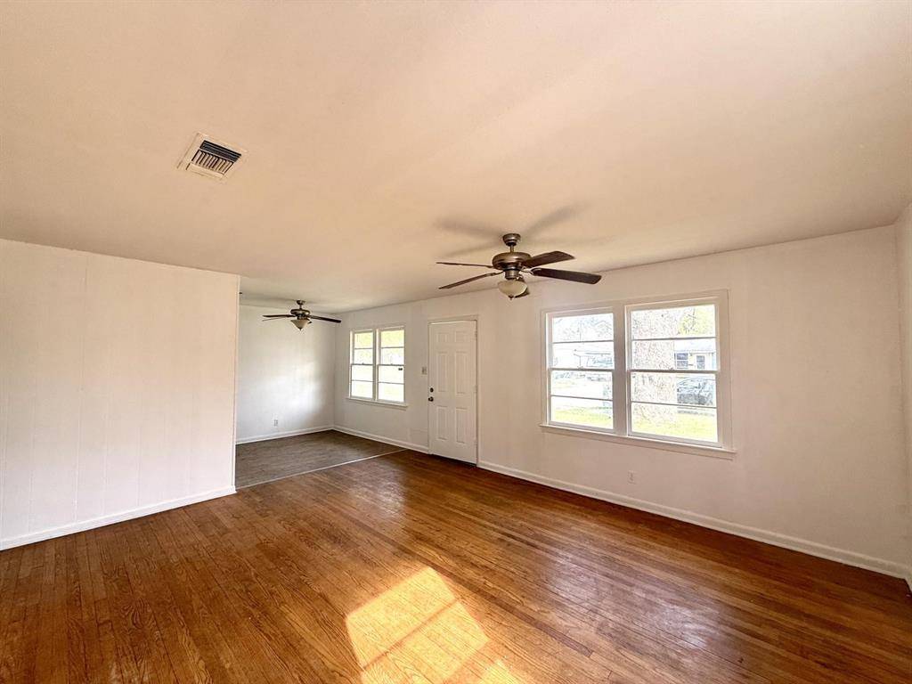 Bossier City, LA 71111,1511 Debra Street