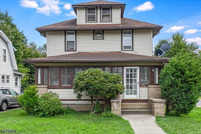 Hackettstown Town, NJ 07840,113 W Valley View Ave