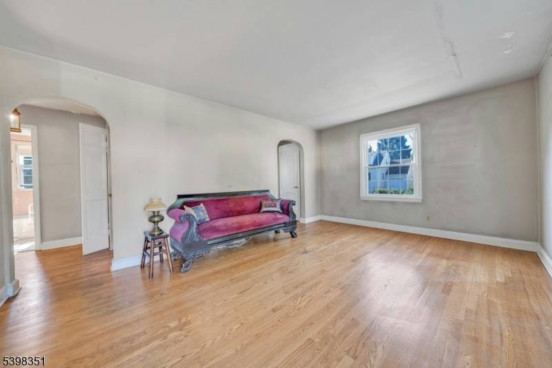 Union Twp., NJ 07083,99 Burke Rd