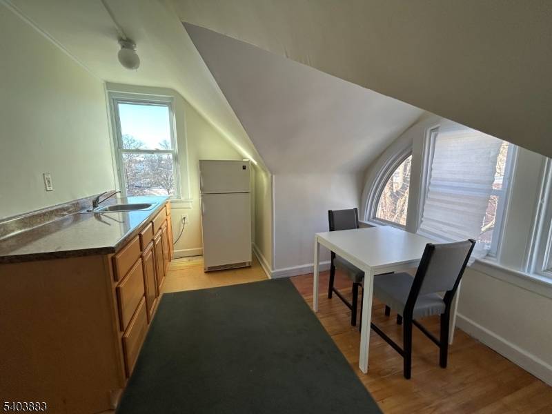 Montclair Twp., NJ 07042,318 Claremont Ave