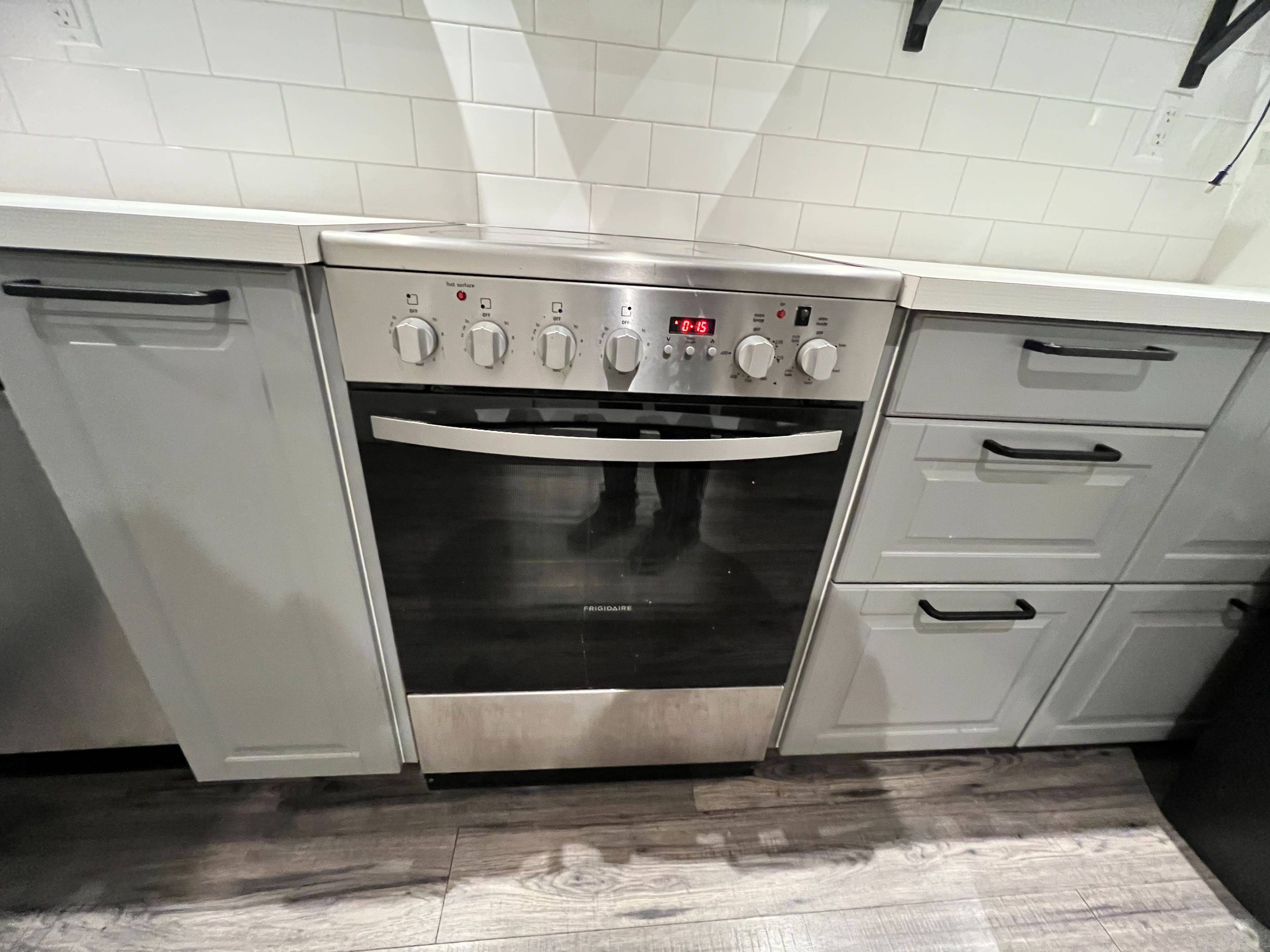 Toronto C03, ON M4R 1G3,15 Castlefield AVE #Lower