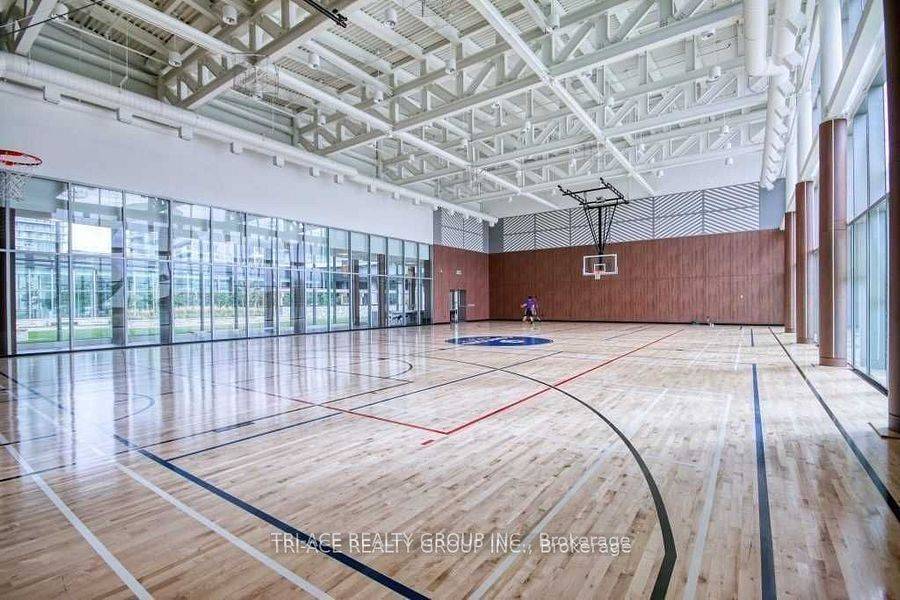 Toronto C15, ON M2K 0E5,113 Mcmahon DR #Th02